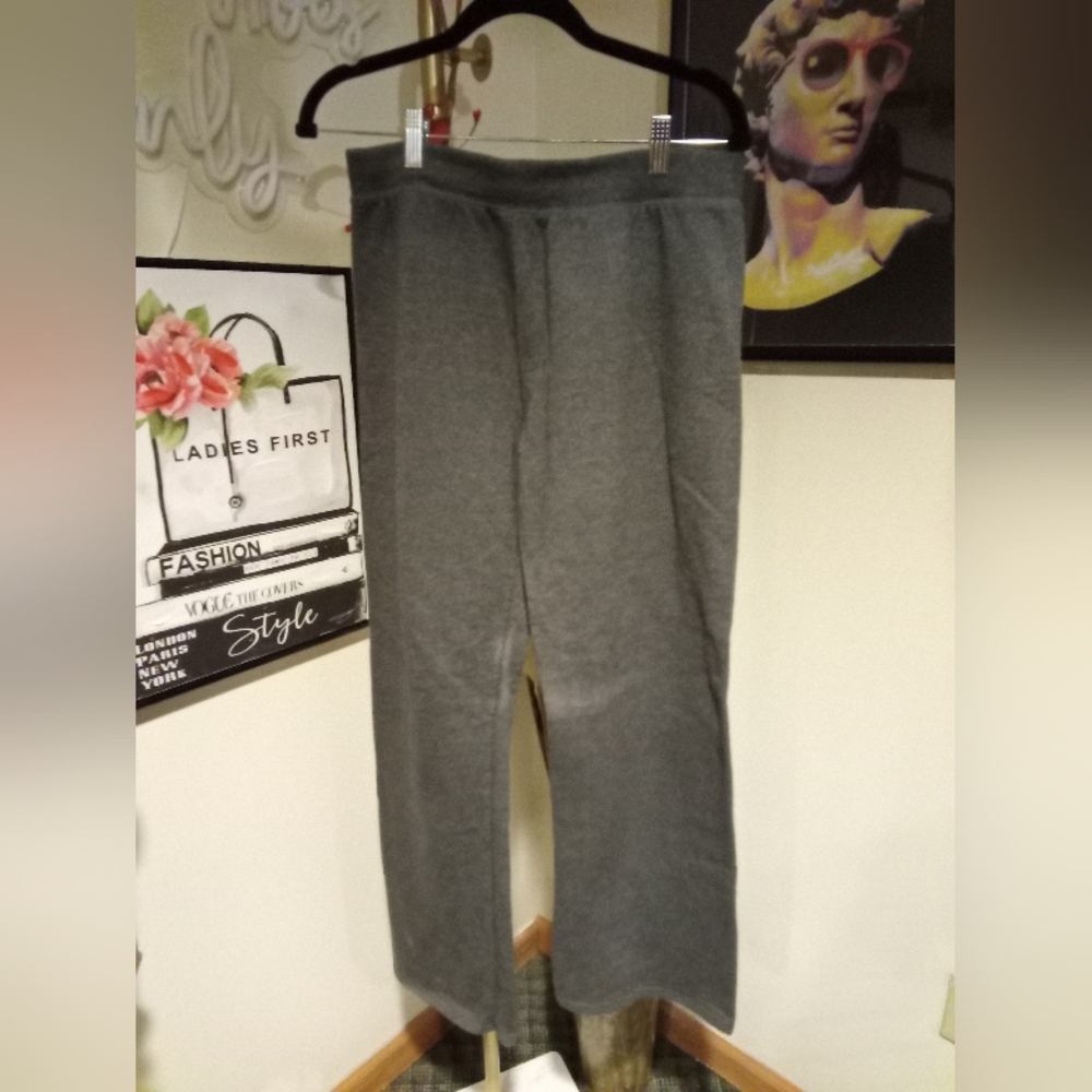 Hanes Sz M GUC Gray Lounge Pants - Picture 3 of 6